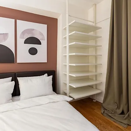 Missafir Flat With Excellent Location In Beyoglu Apartment *